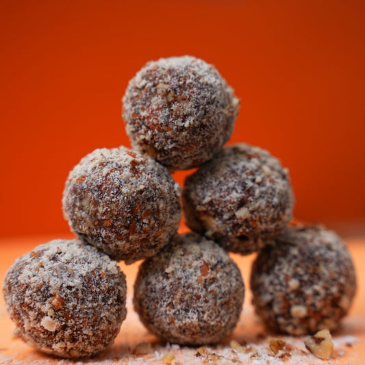 Dates, Almond and Cinnamon Laddoos (Gluten-free and Plant Based)