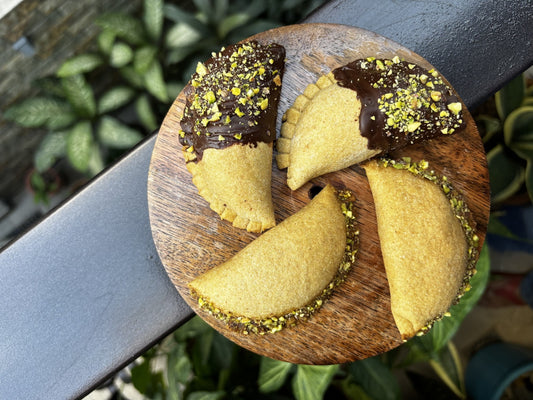Assorted Gujiya(Karamele’s Gluten-Free, Plant-Based Gujiyas)