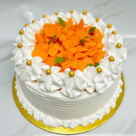 Alfonso Mango & Cream Cake